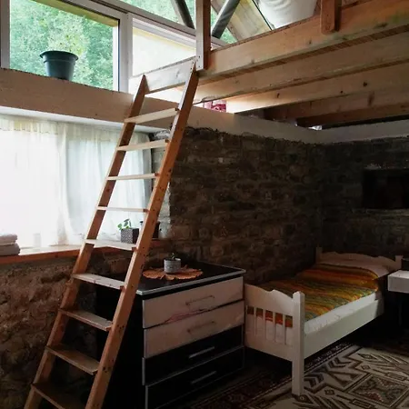 Ferma Albanik Kelcyre